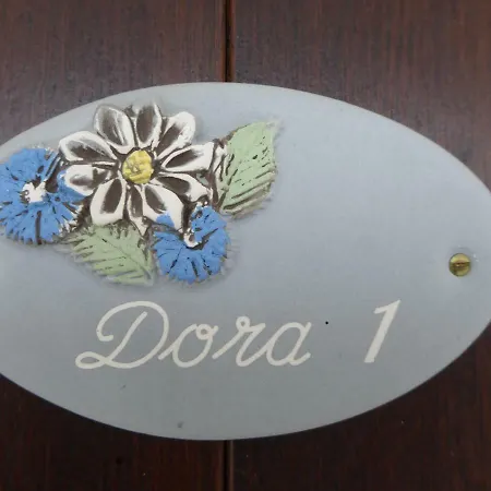 Appartement Dora *